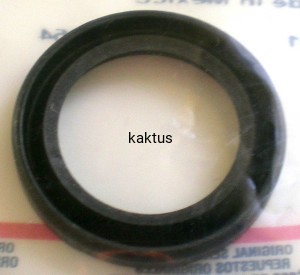 USZCZELNIACZ 22x32x4 WAŁU GÓRNY CLASSIC,SPRINT