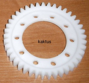 ZĘBATKA NAPĘDU NAC DUŻA PLASTIKOWA 41 ZĘBÓW N TYP